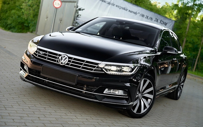 Volkswagen Passat cena 79800 przebieg: 171400, rok produkcji 2019 z Suchowola małe 742